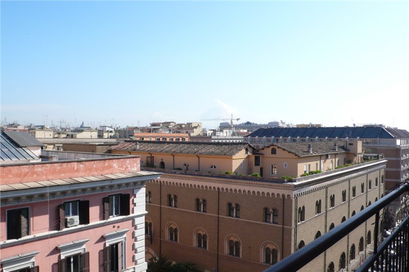 ROMA - Via Cola di Rienzo (Prati)